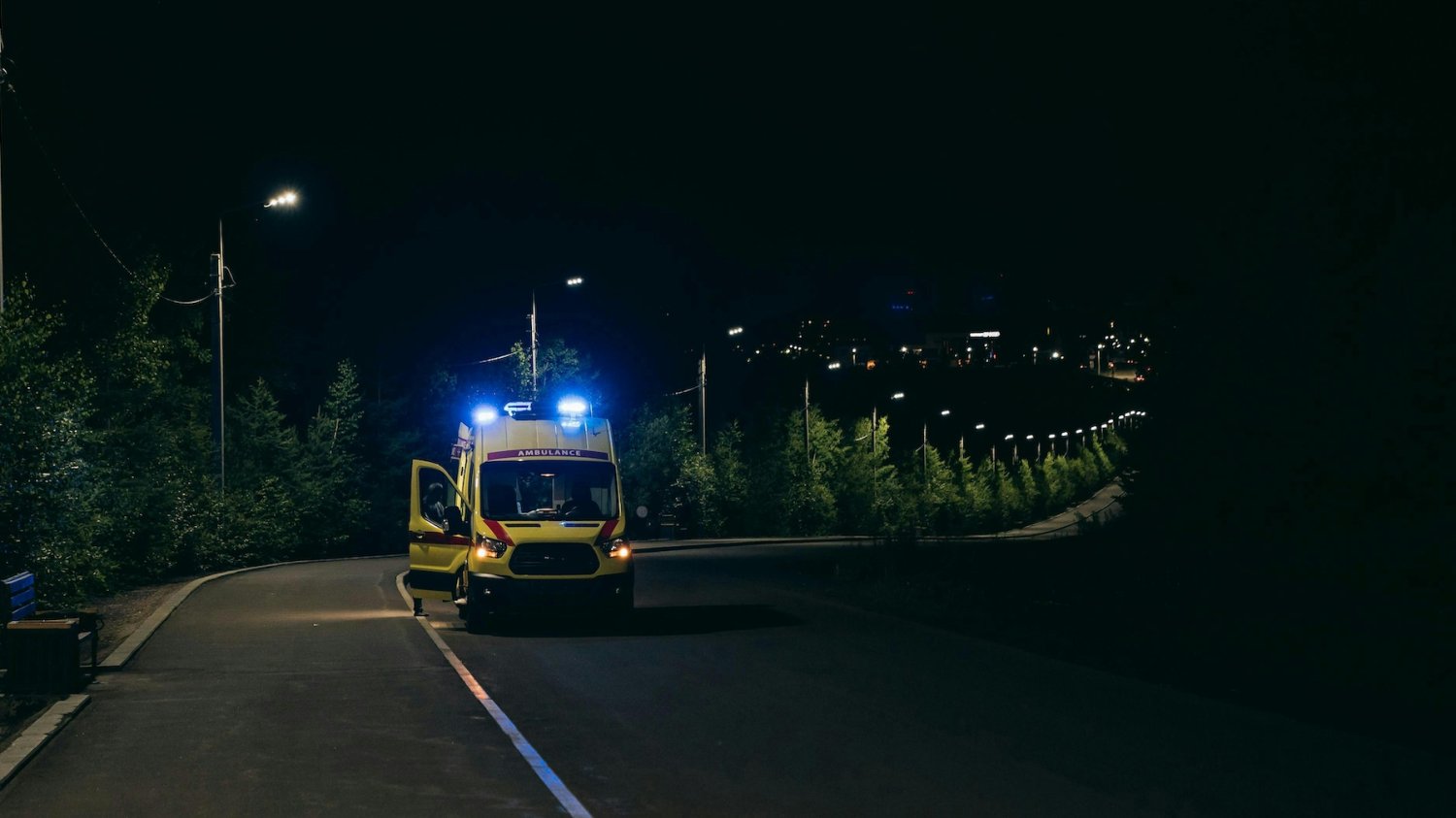 Zginęła tragicznie w 17. tygodniu ciąży. Zrozpaczony mąż apeluje o pomoc Karetka na drodze.