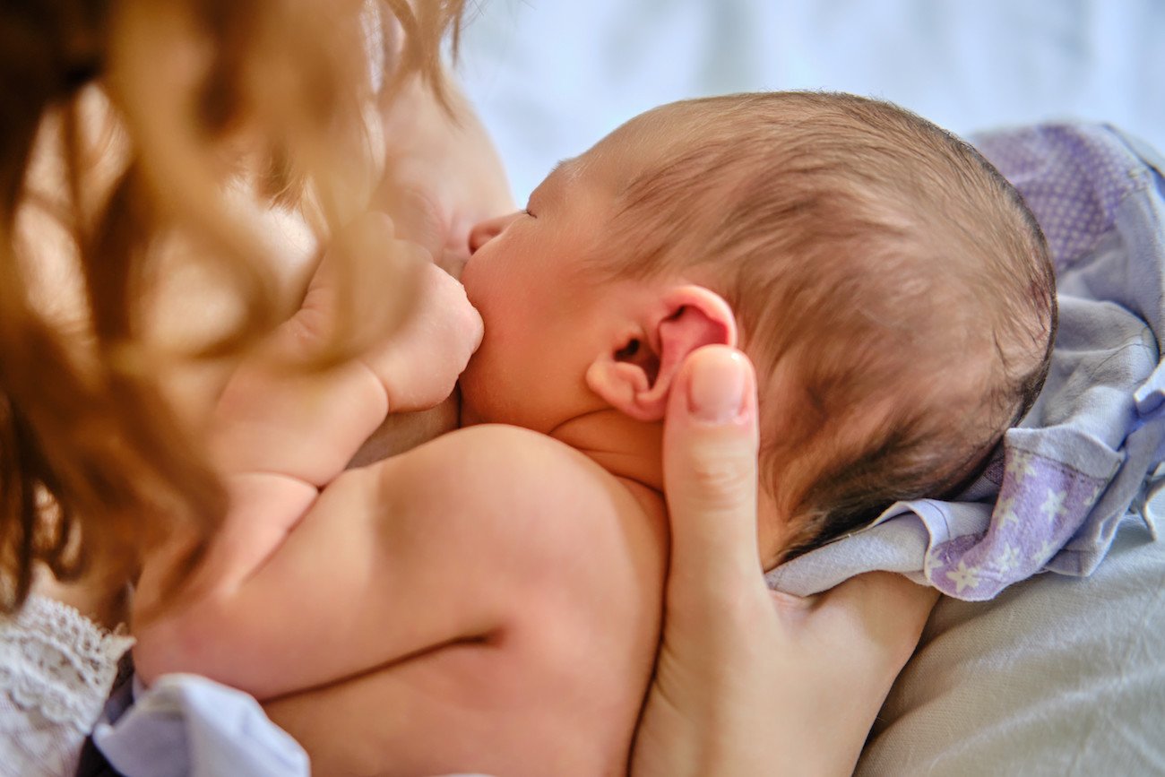 5 zasad bezbolesnego karmienia piersią. Rady położnej są wybawieniem
