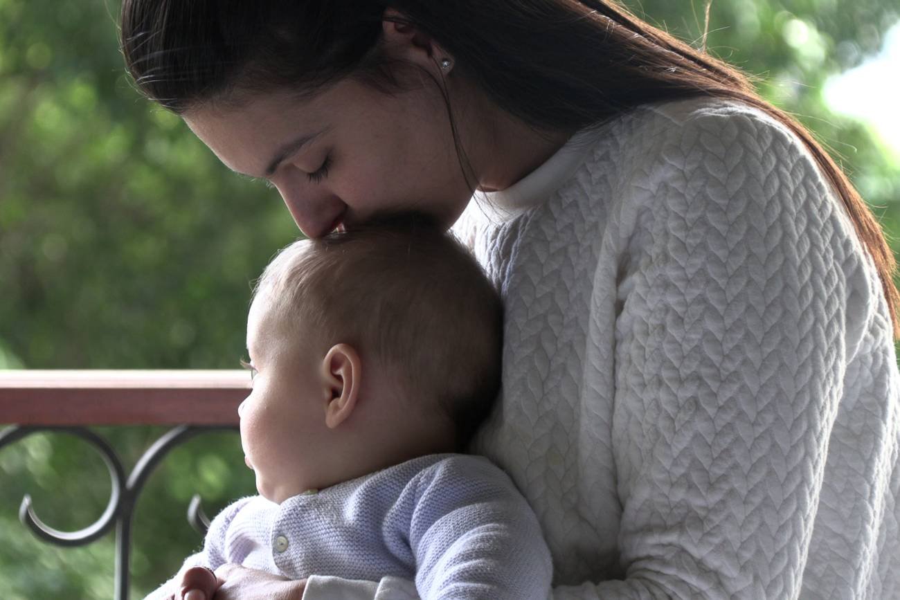 "Daj sobie spokój z kursem, skup się na dziecku". Oto, jak teściowie potrafią gasić nasze ambicje