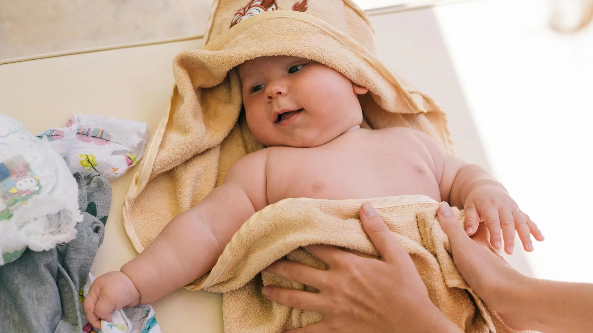 Dlaczego warto starać się o dziecko latem? Odkrycie, które może zmienić poradniki dla par