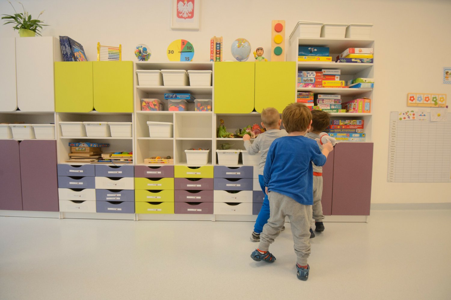 Czy dziecko w przedszkolu musi być zaszczepione, dodatkowe punkty w rekrutacji dla zaszczepionych dzieci, przedszkole tylko dla zaszczepionych.