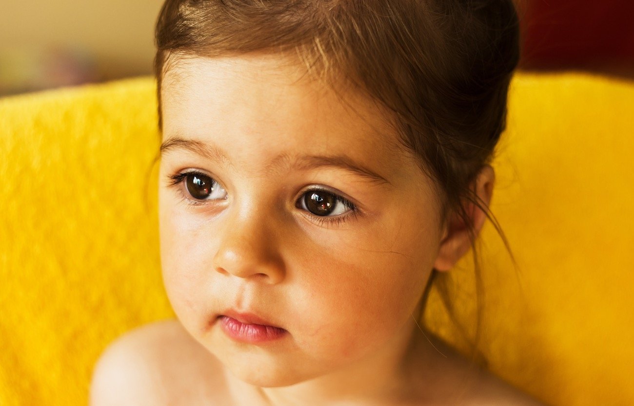 Przestańcie mówić o dzieciach "złośliwe". Za tym zachowaniem stoi coś zupełnie innego