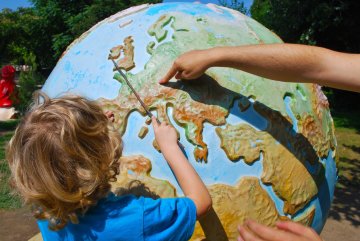 Fot. Pixabay / [url=https://pixabay.com/pl/nauka-geografia-nauczanie-dziecko-928638/]Mojpe[/url] / [url=https://pixabay.com/service/terms/#usage]CC0 Public Domain[/url]