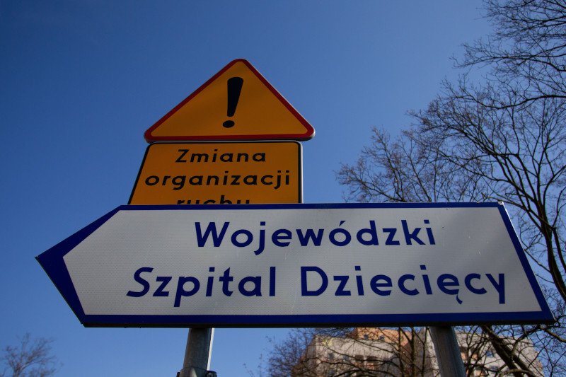 Zamknięte szpitale i oddziały dziecięce w Polsce