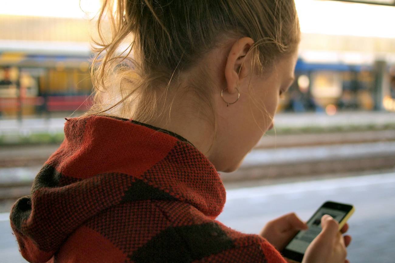 Dla nas to wyraz szacunku, szczerości, dbania o rozmówcę . Zetki uważają to za przeżytek