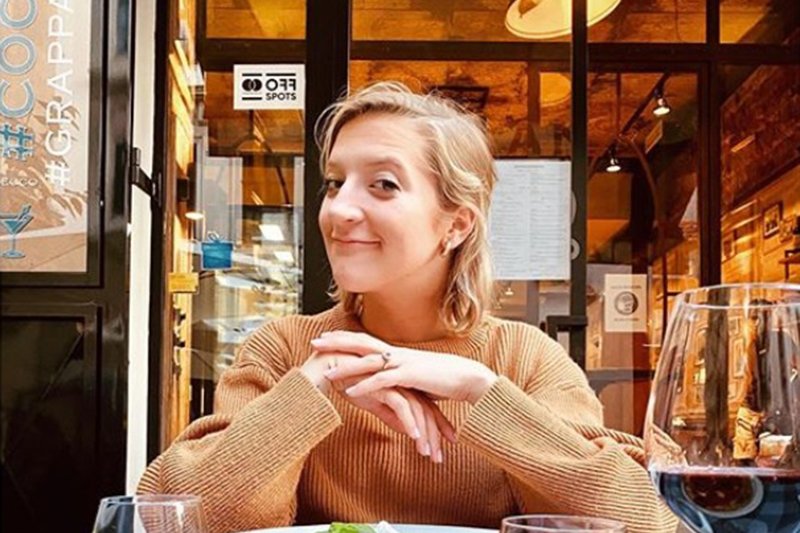 Lara Gessler urodziła