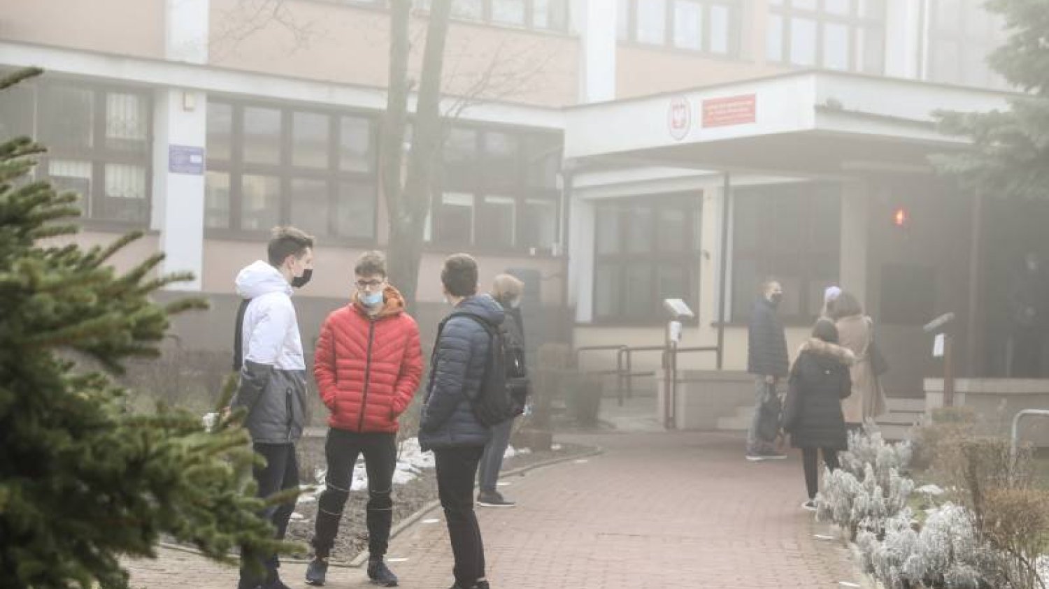 Lody ekipy i tiktok to nowe używki pokolenia nastolatków