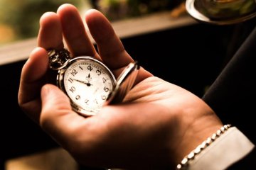 Horoskop luty 2020 - wykorzystaj dzień lustrzanego odbicia