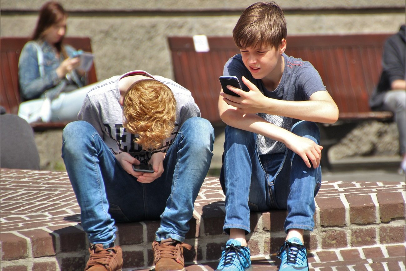 Powariowaliście! To prawie dorośli ludzie. Ten trend zniszczy wasze relacje