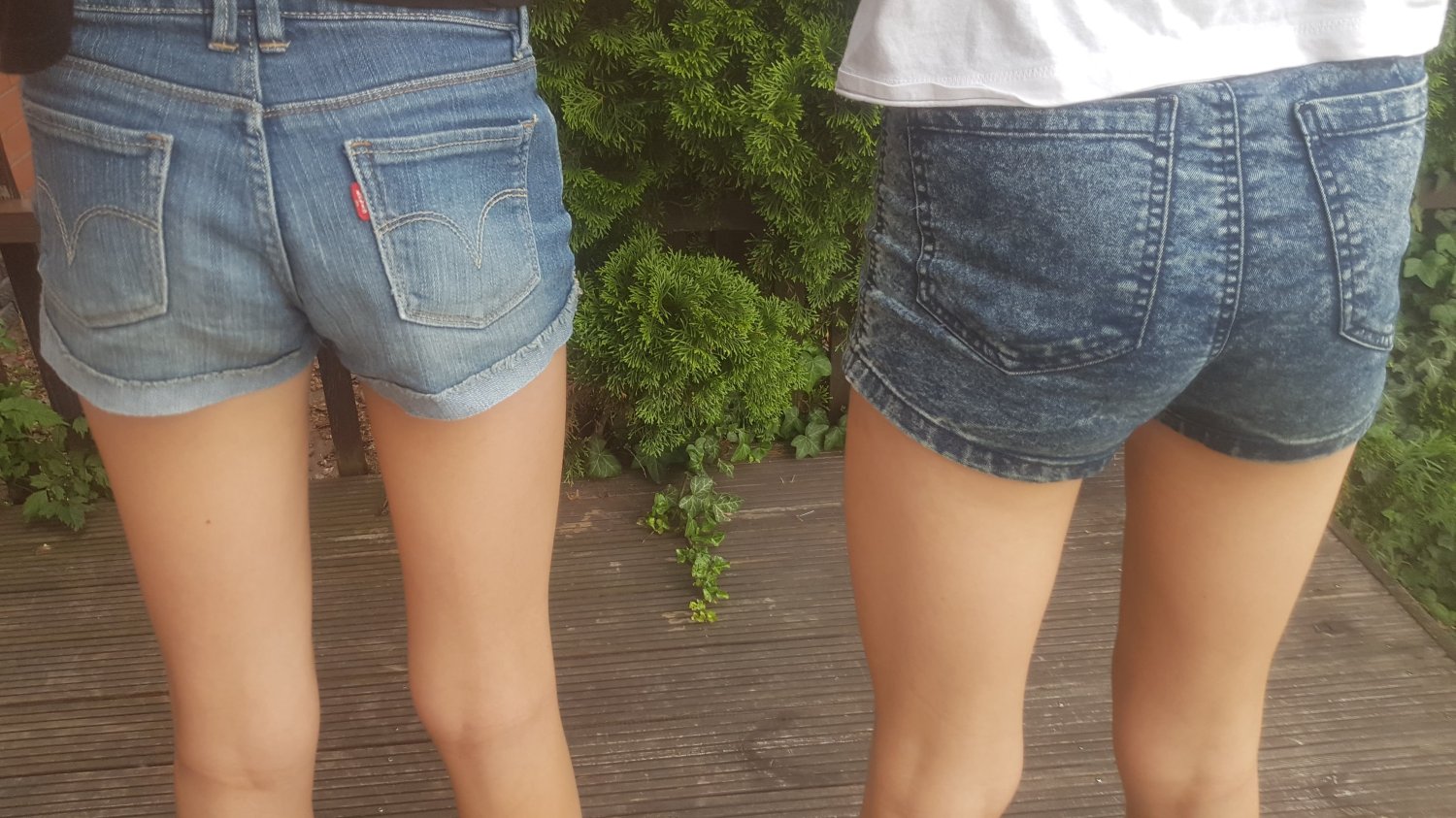 Czy pozwalać córce nosić krótkie spodenki?
