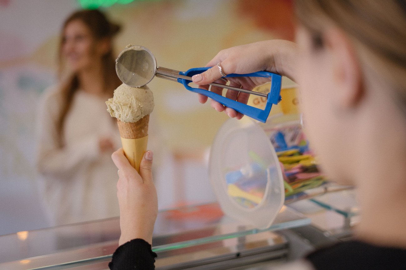 lody, wakacje, próchnica u dzieci