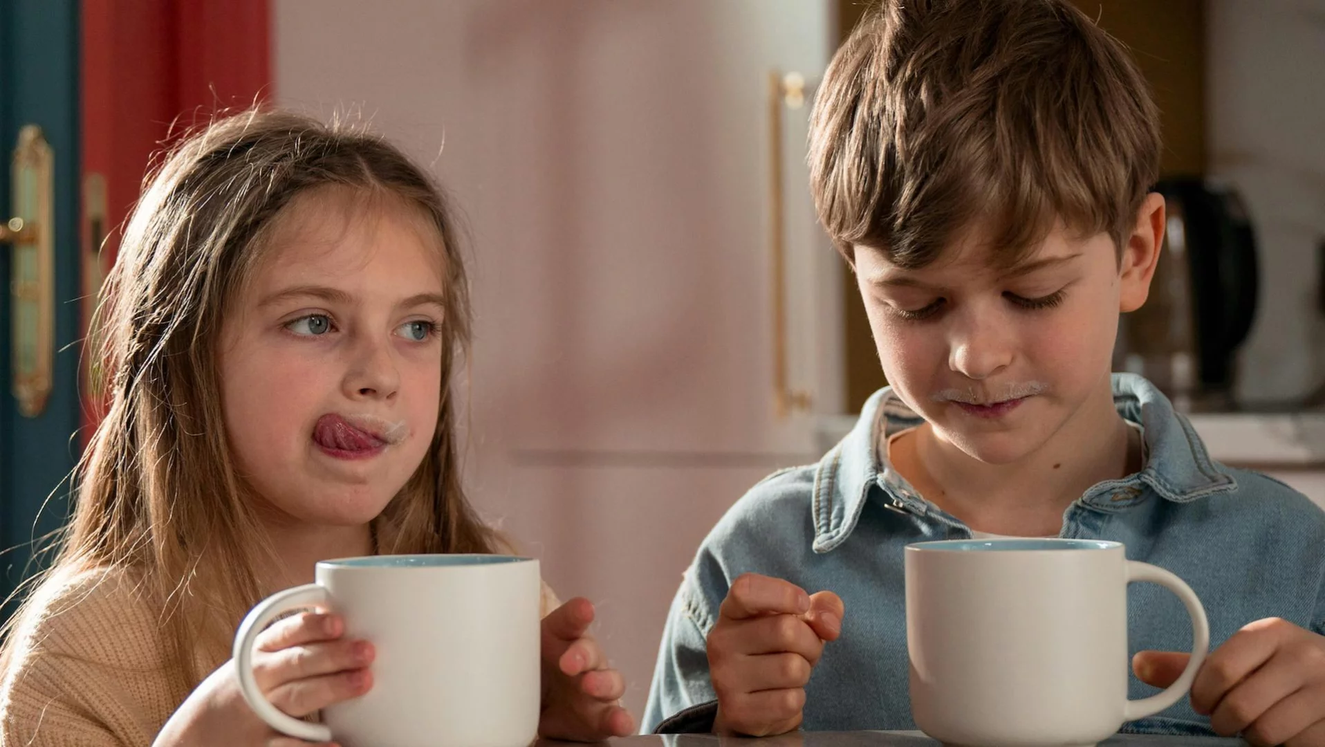 Dziewczynki wychowujemy surowo, chłopcy dostają taryfę ulgową. Nierówność, która boli