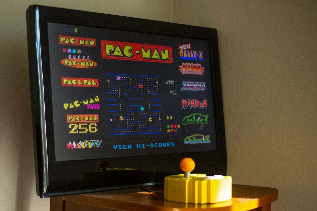 Oreo od lat wprowadza limitowane edycje swoich produktów. Tym razem marka swoje siły połączyła z uwielbianym na całym świecie bohaterem gry PAC-MAN. Stworzyła ciastka, na których znajdują się emblematy przypominające labirynt i postacie z gry!