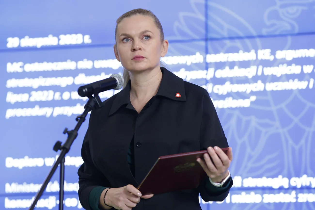 Barbara Nowacka na konferencji dot. programu "Laptop dla ucznia".