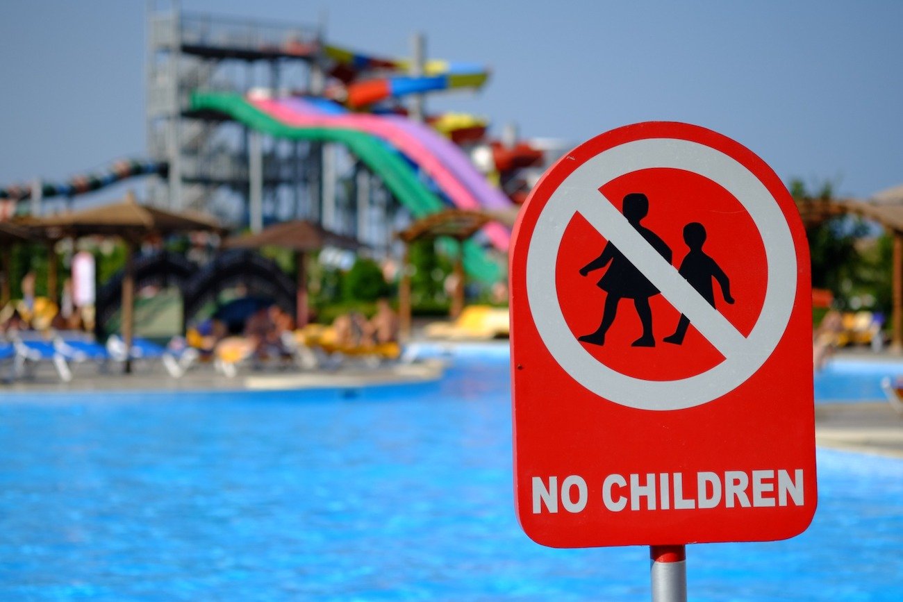 zakaz wstępu dla dzieci