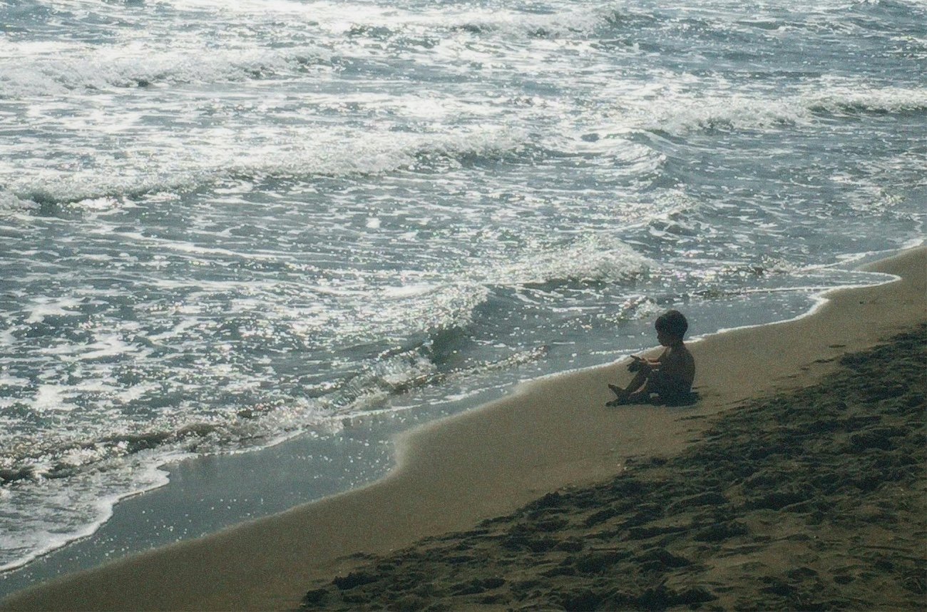 Kiedy myślisz pierwszy raz o swoim potencjalnym macierzyństwie, to tak jakbyś spacerowała brzegiem oceanu.