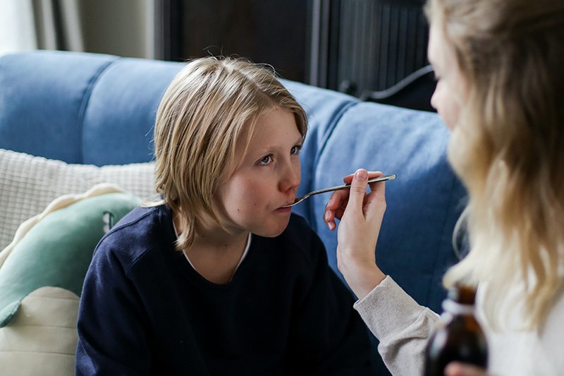 Jak postępować z dzieckiem chorym na COVID-19? Zalecenia Polskiego Towarzystwa Pediatrycznego