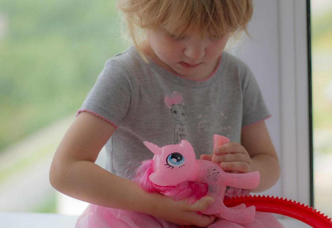 Często nie radzimy sobie z załamaniem swojego dziecka i sami sięgamy po wyparcie