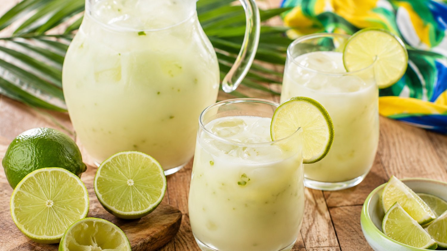 dzbanek z lemoniadą dzbanek z lemoniadą