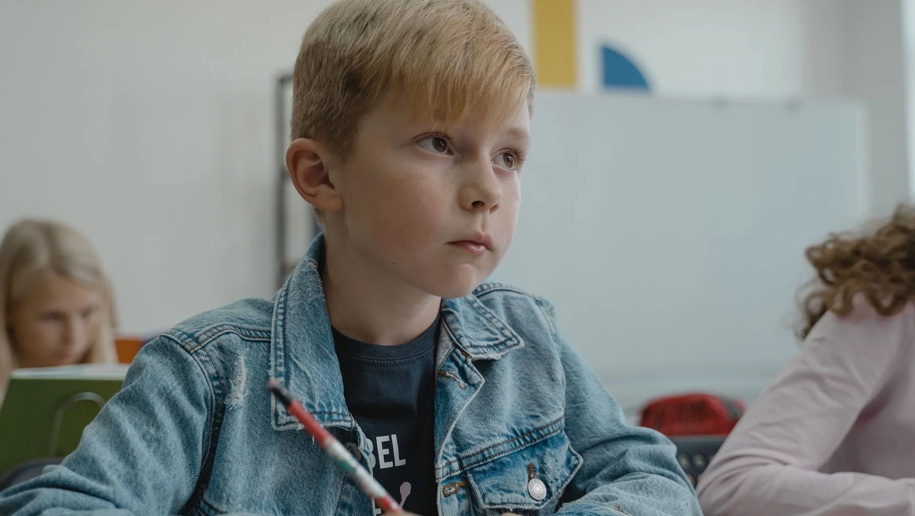 Dziecko poszło do 4. klasy i ma nowego wychowawcę. Tak rodzic może mu pomóc