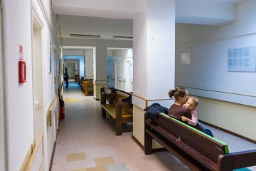 wirus, infekcja wirusowa, chore dziecko, duszący kaszel, uciążliwy kaszel, wirus grypopodobny