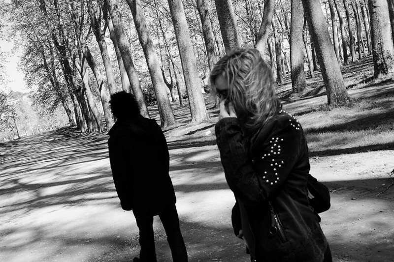 10 oznak, że wasi partnerzy przestali was kochać.