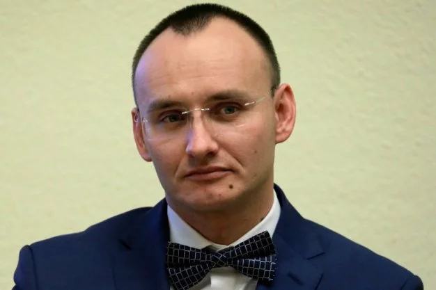 Mikołaj Pawlak o powrocie uczniów do szkół. Mówi o zabójstwach Mikołaj Pawlak o powrocie uczniów do szkół. Mówi o zabójstwach