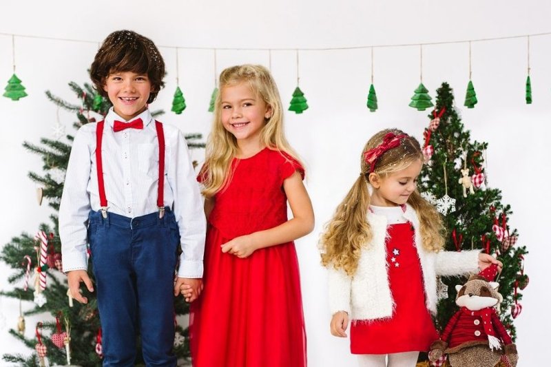 Świąteczna sesja fotograficzna marki odzieżowej 5.10.15. podpowie, jak ubrać dzieci na wigilijny wieczór