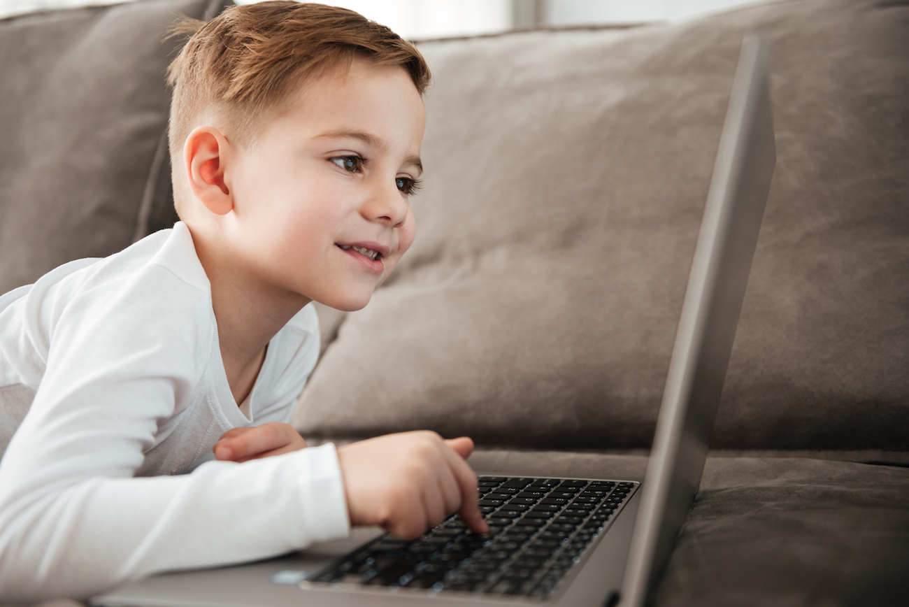 Edukacja domowa – jak uzyskać zgodę? Przewodnik krok po kroku dla rodziców