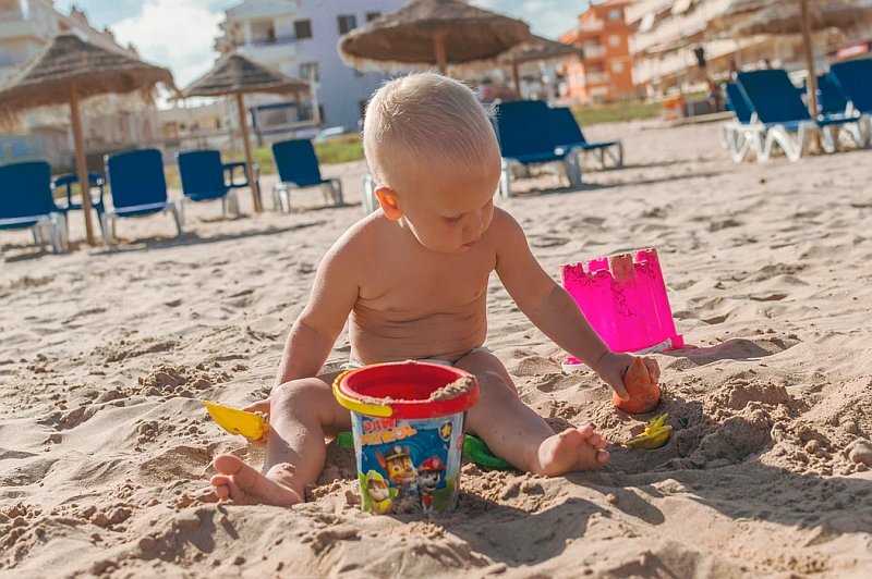 W ramach akcji "B jak bezpieczeństwo. B jak Bella Baby Happy" podpowiadamy, jak zadbać o bezpieczeństwo skóry dziecka latem i w jakie kosmetyki ochronne trzeba się zaopatrzyć?