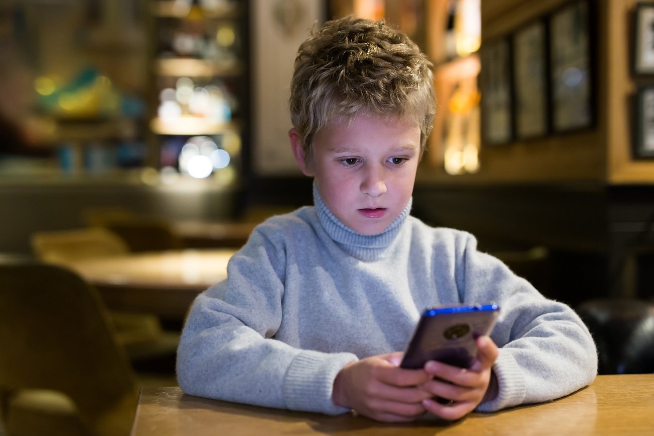 Czy ja jestem złą matką? Bitwa o telefon komórkowy trwa w najlepsze