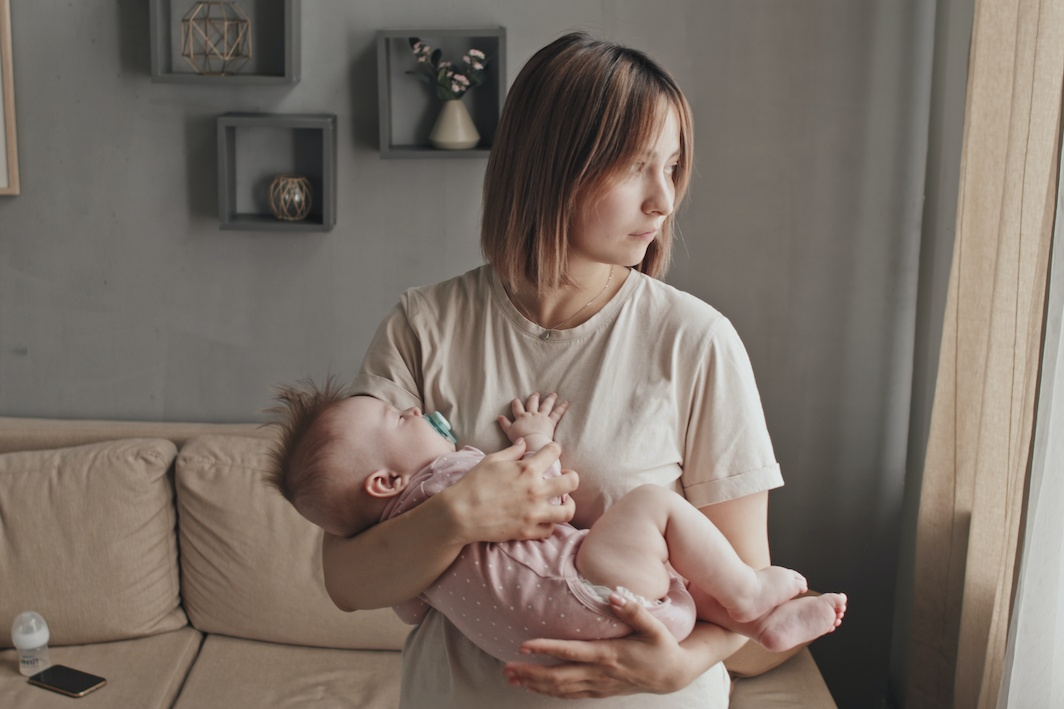 Poprosiła tylko o 30 minut spokoju, by ugotować obiad. Reakcja męża wywołała burzę