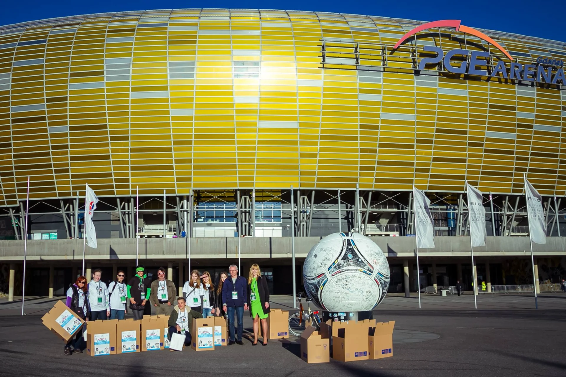 Zbiórka środków czystości podczas meczu Lechii Gdańsk na PGE Arena, pod opiekuńczymi skrzydłami naszej prawniczki Agaty Kowalskiej.