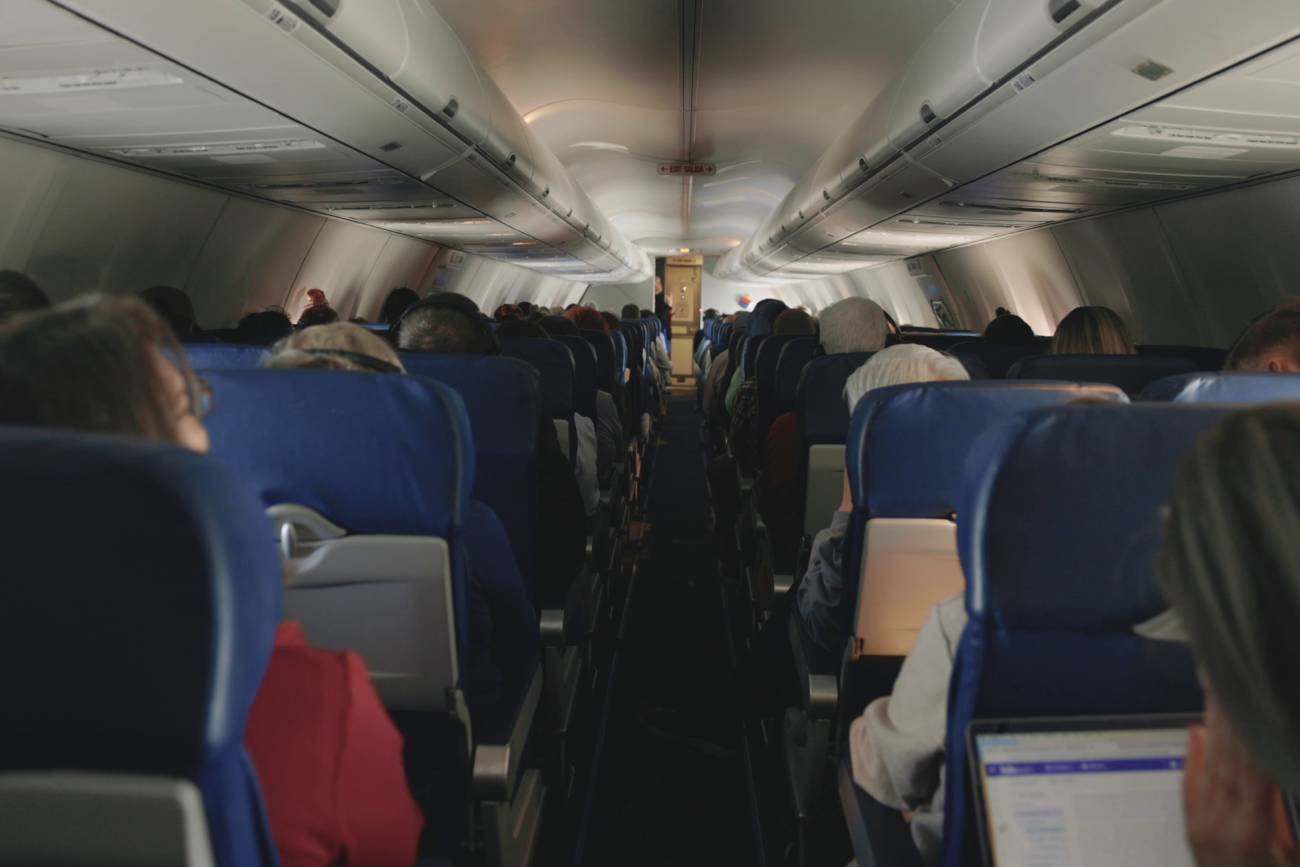 Zachowanie matki w samolocie to szczyt bezczelności. Przez takie jak ona rodzicom się obrywa