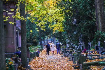 Składka na znicze w czasach kryzysu poróżniła rodzinę