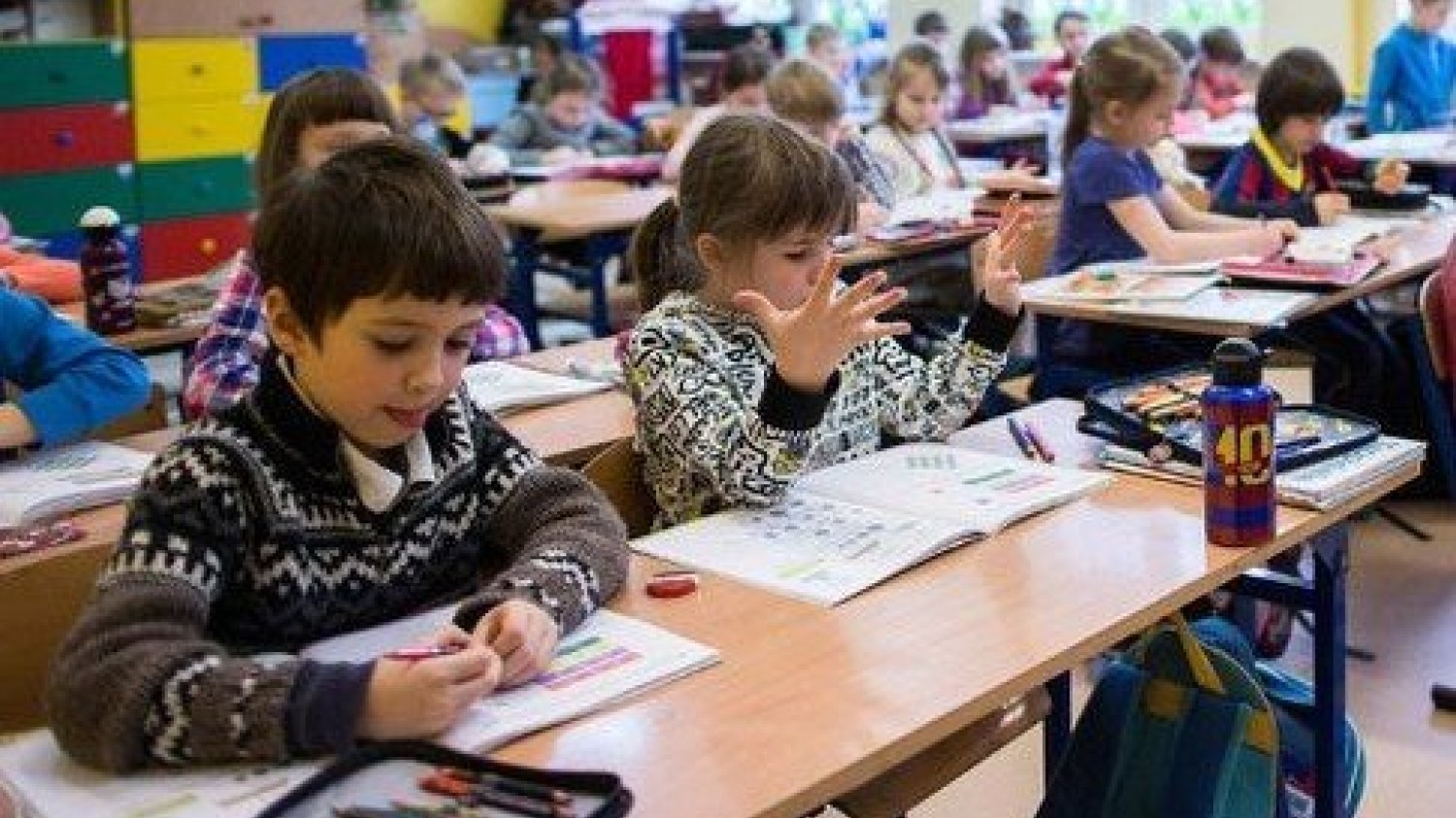 Szkoła, w której można ściągać - SP w Skokowej