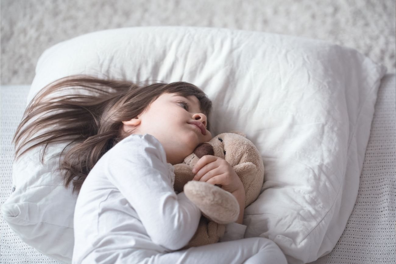 Ratunku, kocham moją córkę, ale nie rozumiem jej zachowania nocą! O co tu chodzi?