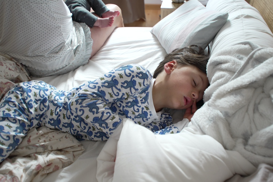 Daruj sobie budzik. 5 sposobów na skuteczną pobudkę do szkoły