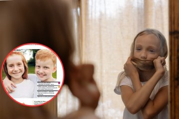 Dziewczynka przegląda się w lustrze i nie chce być określana przez swoją płeć.
