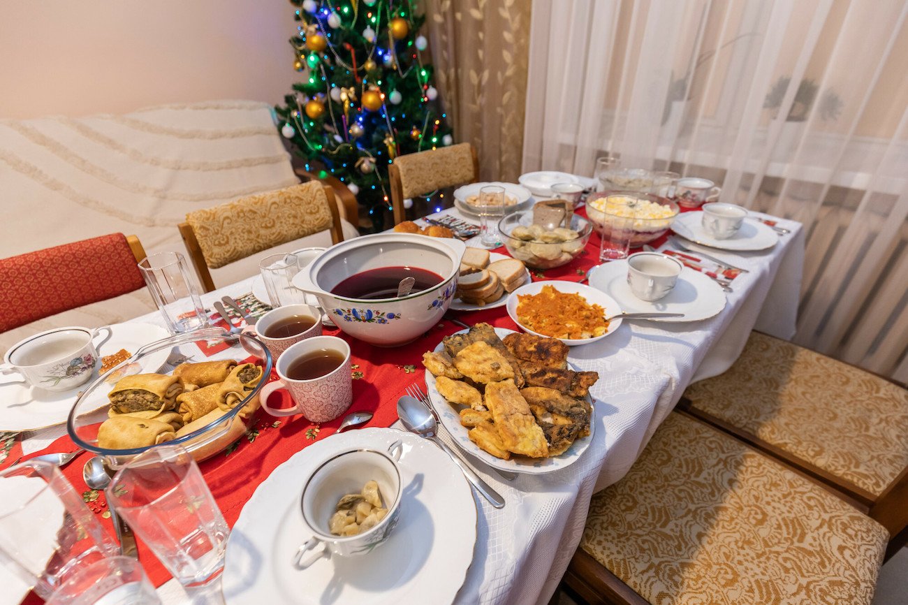 Tradycyjny polski stół wigilijny