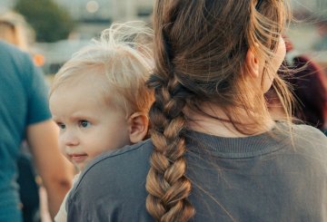 Rodzicielstwo nie wymaga perfekcji – wymaga świadomości.