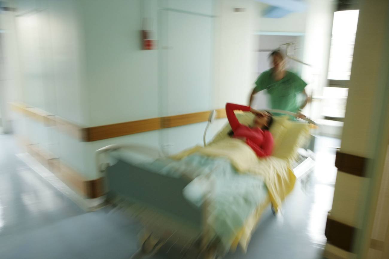 atak serca, zawał serca, nastolatka, zawał serca u nastolatki, objawy ataku serca, objawy zawału