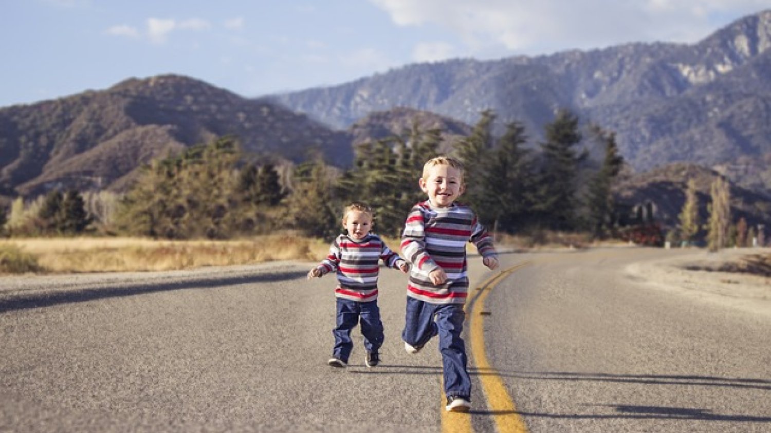 Fot. Pixabay / [url=https://pixabay.com/en/boys-brothers-child-fun-little-838221/]rmt[/url] / [url=https://pixabay.com/en/service/terms/#usage]CC0 Public Domain[/url]