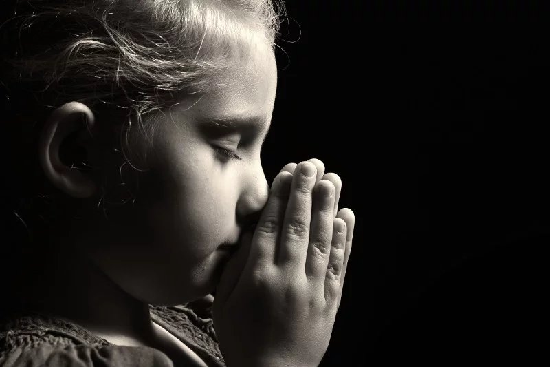 Dziecko w kościele
