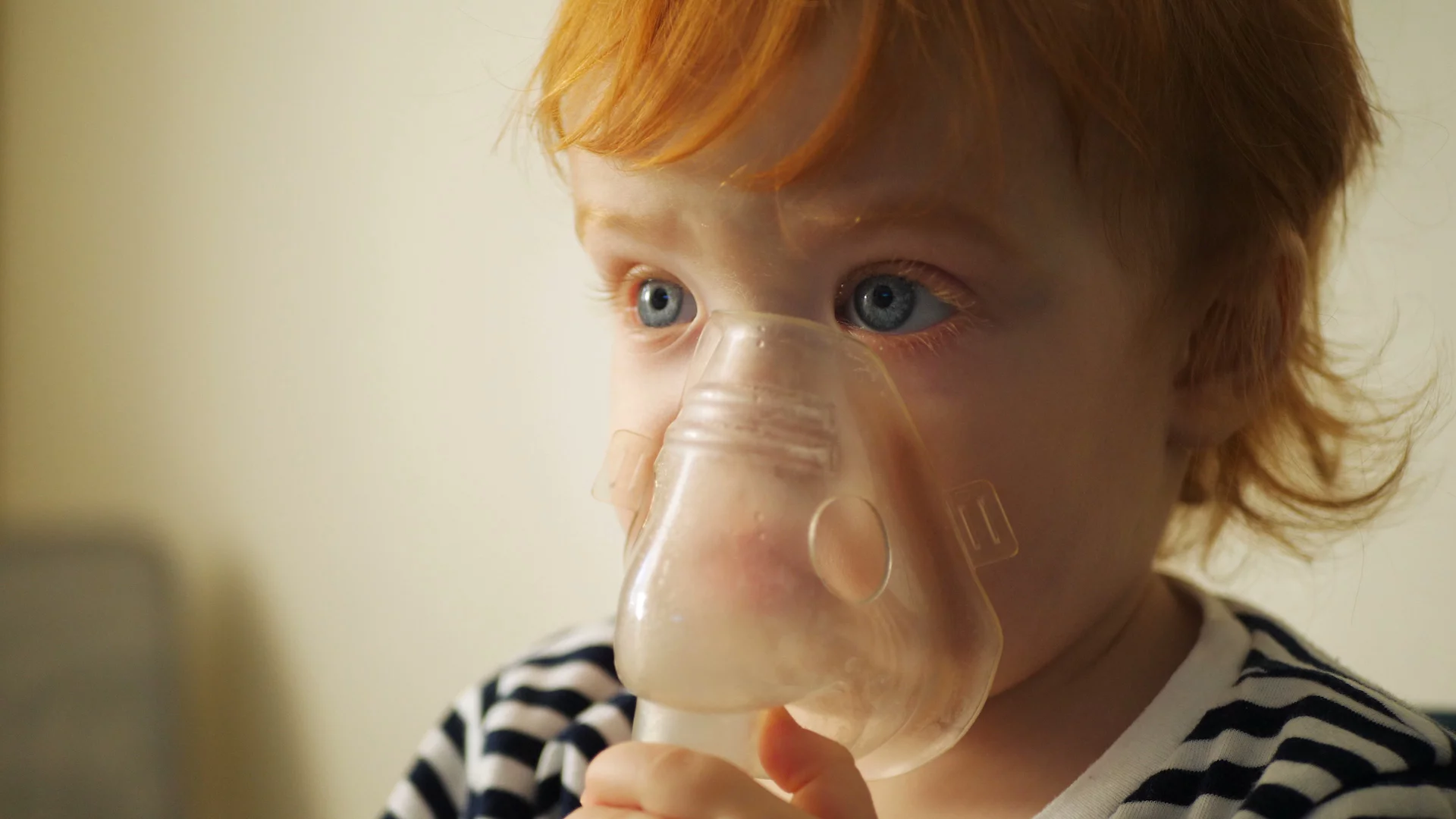 Jak rozpoznać zapalenie oskrzeli u malucha? Sprawdź, kiedy zgłosić się do lekarza