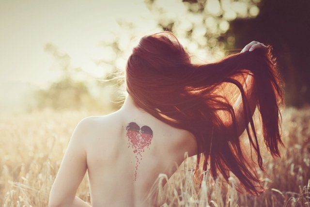 Fot. Picjumbo / [url=https://picjumbo.com/girl-with-heart/]DANNIE[/url] / [url=http://viktorhanacek.com/]Viktor Hanacek[/url]