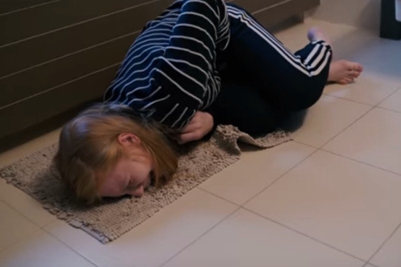 Młode nagie owłosione nastolatki