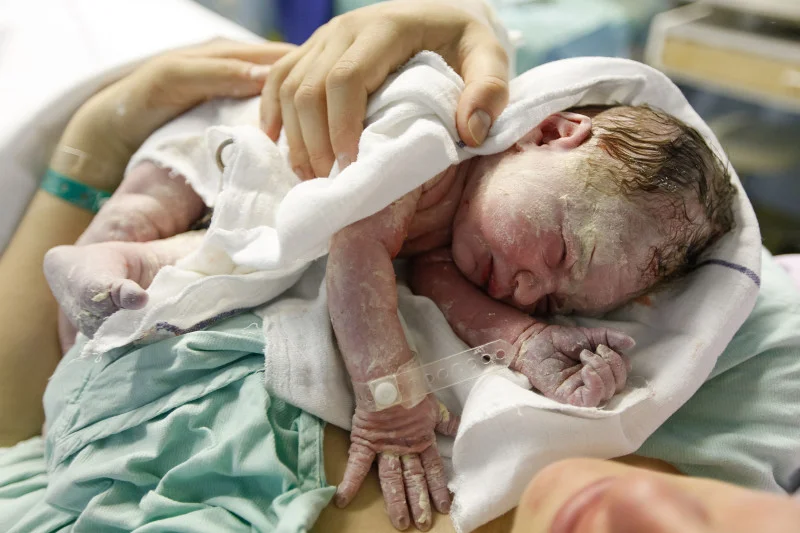 Prezerwatywa może być częścią zestawu ratującego kobietom życie.