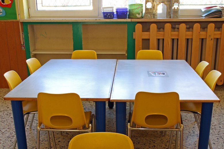 Nauczycielom trudno się dziwić, ale to rodzice postawieni są w najbardziej kłopotliwej sytuacji