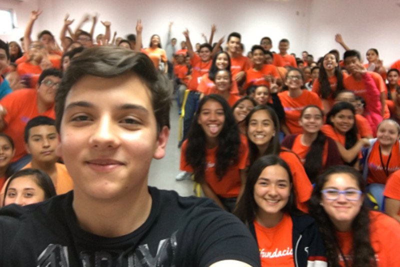 Julian Rios Cantu – młody odkrywca. Wynalazł biustonosz Eva.